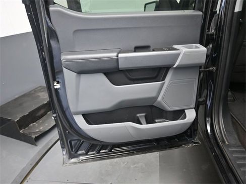 Used 2022 Ford F150 XLT image 16
