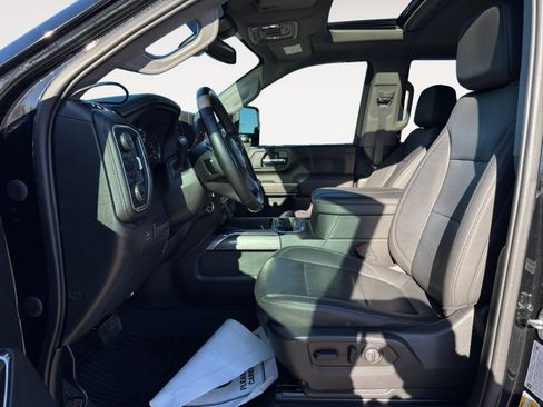 Used 2023 Chevrolet Silverado 2500 LTZ w/ LTZ Plus Package image 23