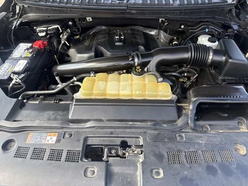 Used 2020 Lincoln Navigator Reserve w/ Equipment Group 208A Reserve AWD/4WD image 19