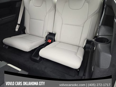 Used 2026 Volvo XC90 B6 Ultra w/ Protection Package AWD/4WD image 31