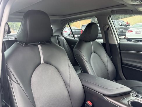 Used 2022 Toyota Camry XSE FWD image 24