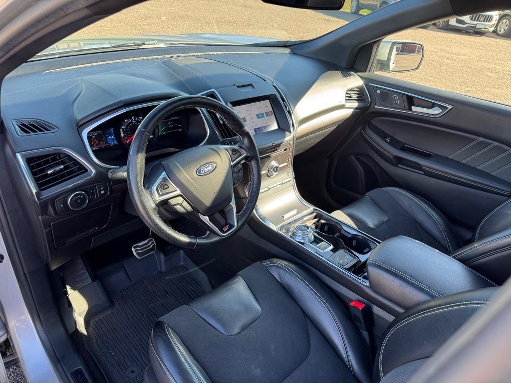 Used 2019 Ford Edge ST w/ Convenience Package AWD/4WD image 15