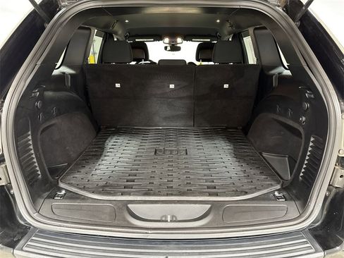 Used 2017 Jeep Grand Cherokee Laredo w/ Quick Order Package 23E image 23