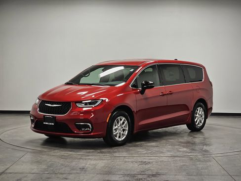 New 2026 Chrysler Pacifica Select FWD image 4
