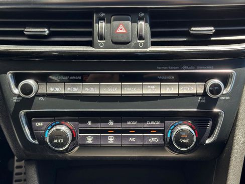 Used 2017 Kia Optima SX FWD image 26