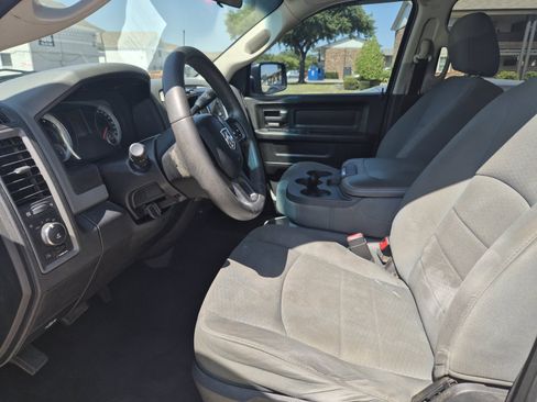 Used 2013 RAM 1500 Express RWD image 10