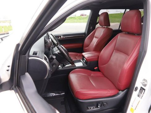Used 2022 Lexus GX 460 Premium w/ Premium Plus Package AWD/4WD image 9