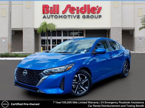 Certified 2025 Nissan Sentra SV image 1