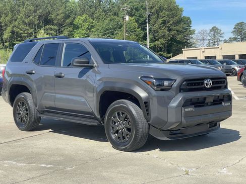 Used 2025 Toyota 4Runner SR5 AWD/4WD image 1