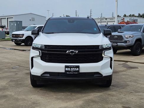 Used 2024 Chevrolet Suburban RST w/ Luxury Package AWD/4WD image 8