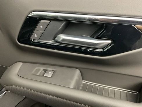 New 2026 Chevrolet Tahoe High Country AWD/4WD image 25