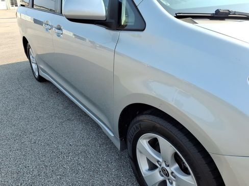 Used 2020 Toyota Sienna LE FWD image 22