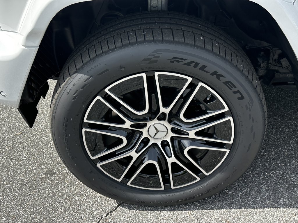 New 2027 Mercedes-Benz G 580 e image 13