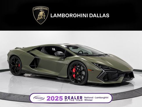 Used 2025 Lamborghini Revuelto image 1