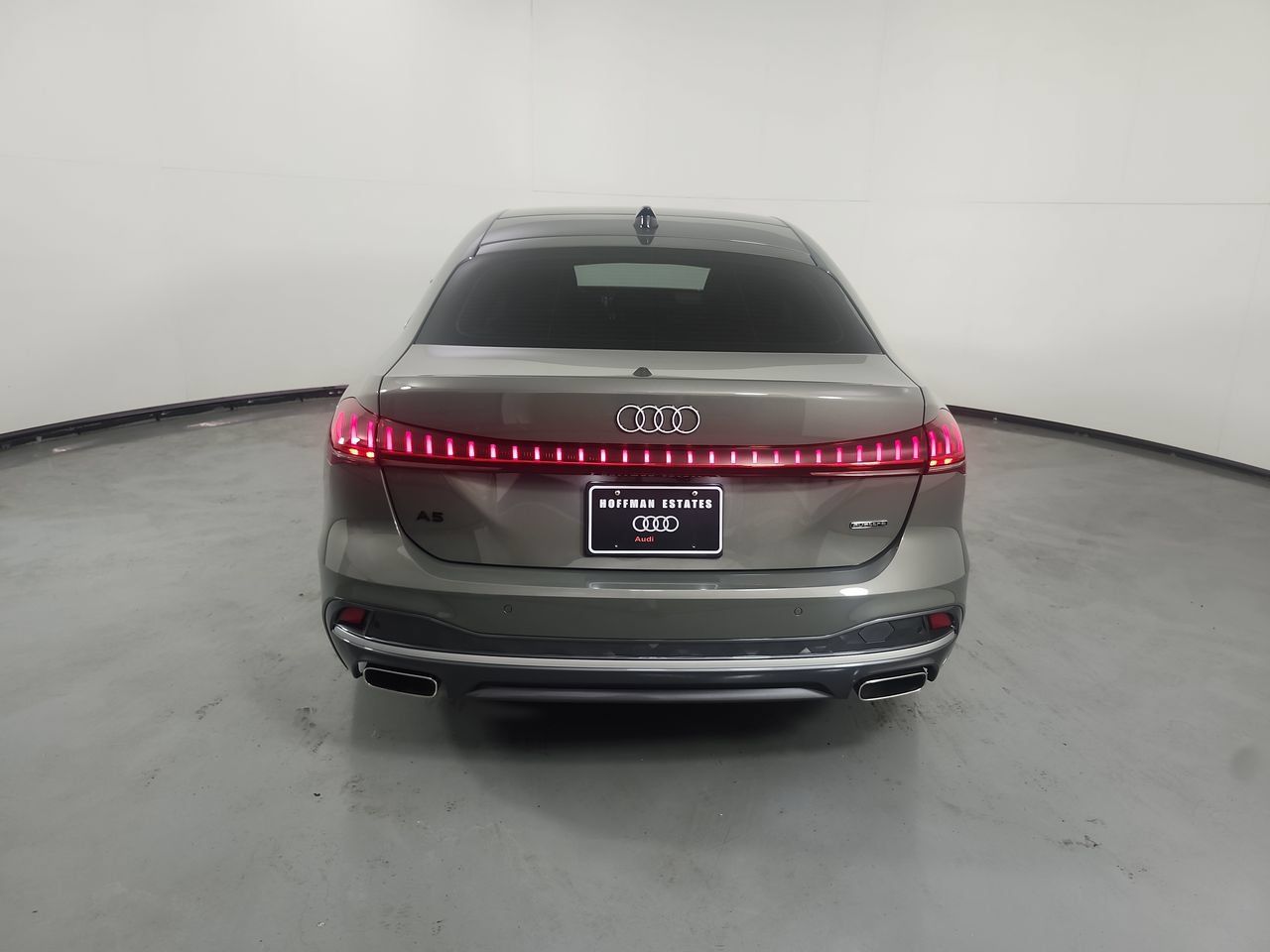 Used 2025 Audi A5 2.0T Premium Plus w/ Premium Plus AWD/4WD image 6