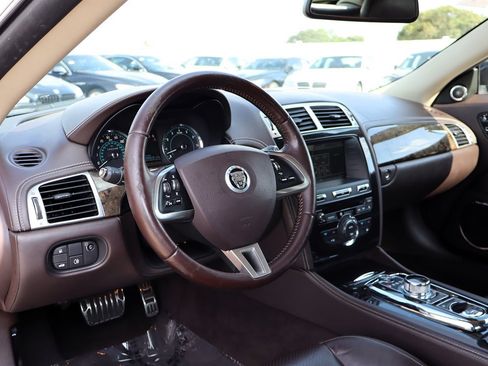 Used 2014 Jaguar XK Coupe RWD image 13