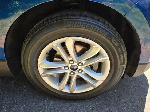 Used 2020 Ford Edge SEL FWD image 10