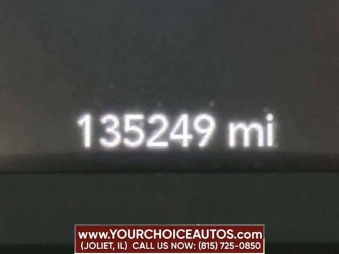 Used 2019 Jeep Cherokee Latitude w/ Popular Appearance Group AWD/4WD image 16