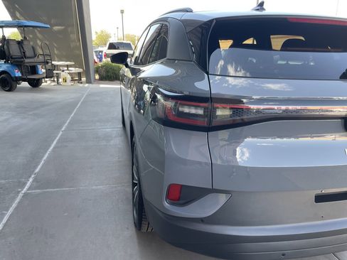 Used 2024 Volkswagen ID.4 S image 11