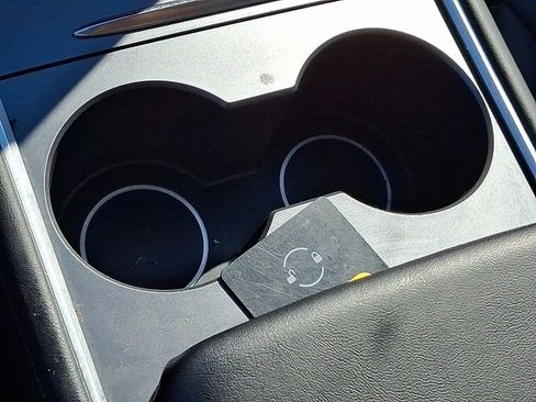 Used 2023 Tesla Model 3 Standard Range image 35