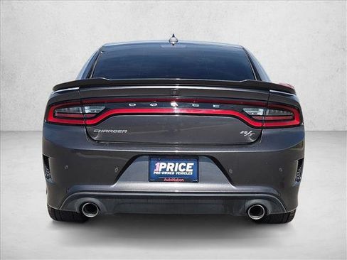 Used 2022 Dodge Charger R/T RWD image 7