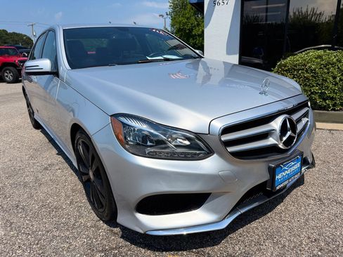 Used 2015 Mercedes-Benz E 350 4MATIC Sedan w/ Premium 1 Package image 9