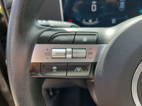 Used 2025 Hyundai Tucson SEL FWD image 19