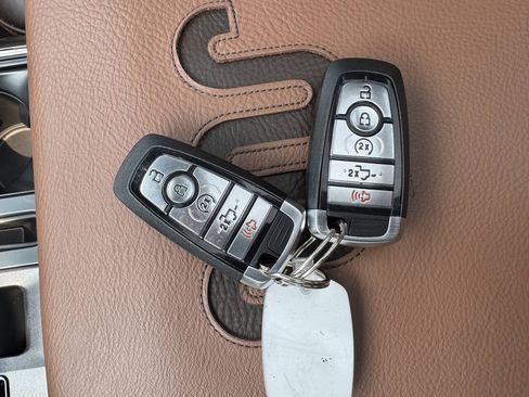 Used 2025 Ford F150 King Ranch AWD/4WD image 24
