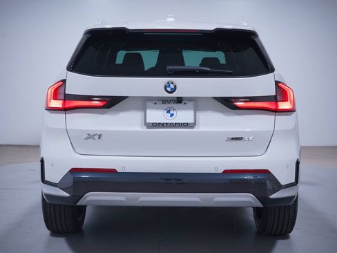 Used 2024 BMW X1 xDrive28i w/ Convenience Package AWD/4WD image 5