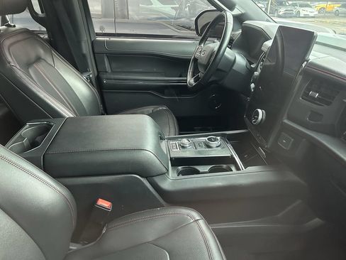 Used 2023 Ford Expedition Max Limited AWD/4WD image 9