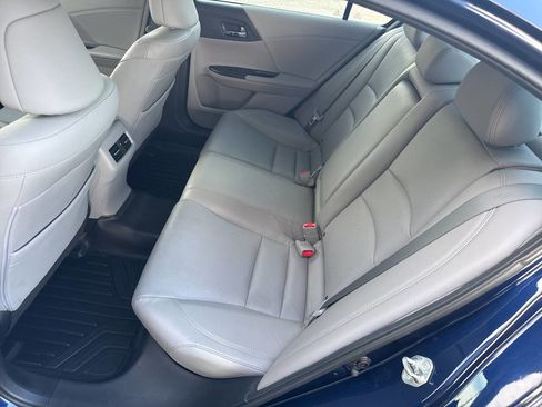 Used 2017 Honda Accord EX-L image 33