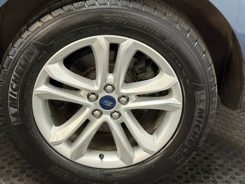 Used 2019 Ford Edge SEL image 14