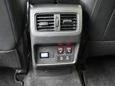 Used 2024 Nissan Rogue Platinum w/ Platinum Premium Package AWD/4WD image 13