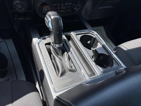 Used 2019 Ford F150 XLT w/ Equipment Group 302A Luxury AWD/4WD image 35
