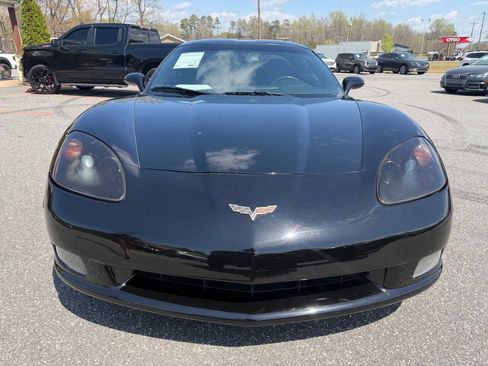 Used 2006 Chevrolet Corvette Coupe w/ Performance Package image 4