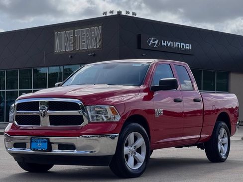 Used 2024 RAM 1500 Classic SLT AWD/4WD image 1