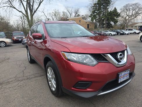 Used 2015 Nissan Rogue SV w/ SV Premium Package image 5