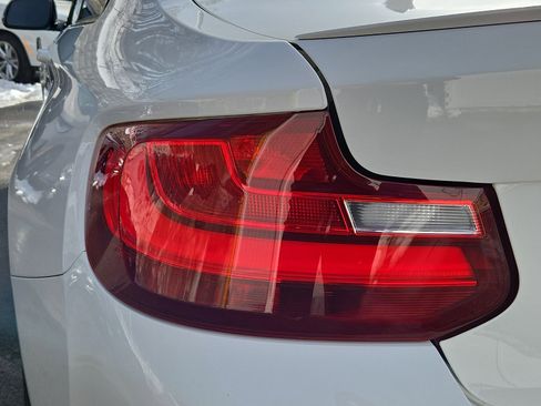 Used 2017 BMW M2 image 10