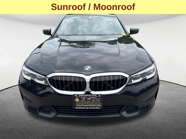 Used 2019 BMW 330i xDrive Sedan w/ Premium Package AWD/4WD image 4