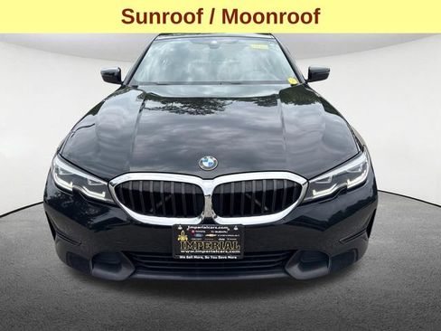 Used 2019 BMW 330i xDrive Sedan w/ Premium Package AWD/4WD image 4