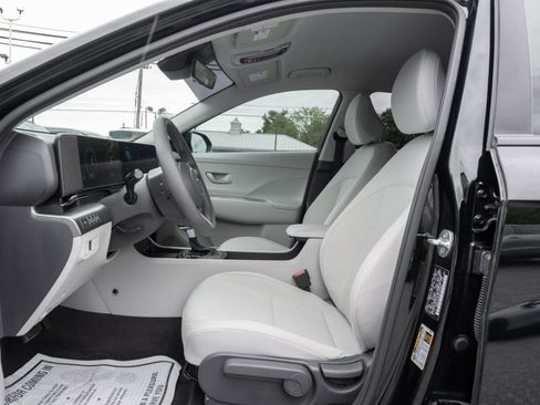 Used 2024 Hyundai Kona SE FWD image 18