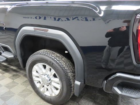 Used 2021 GMC Sierra 2500 Denali w/ Denali Ultimate Package image 44