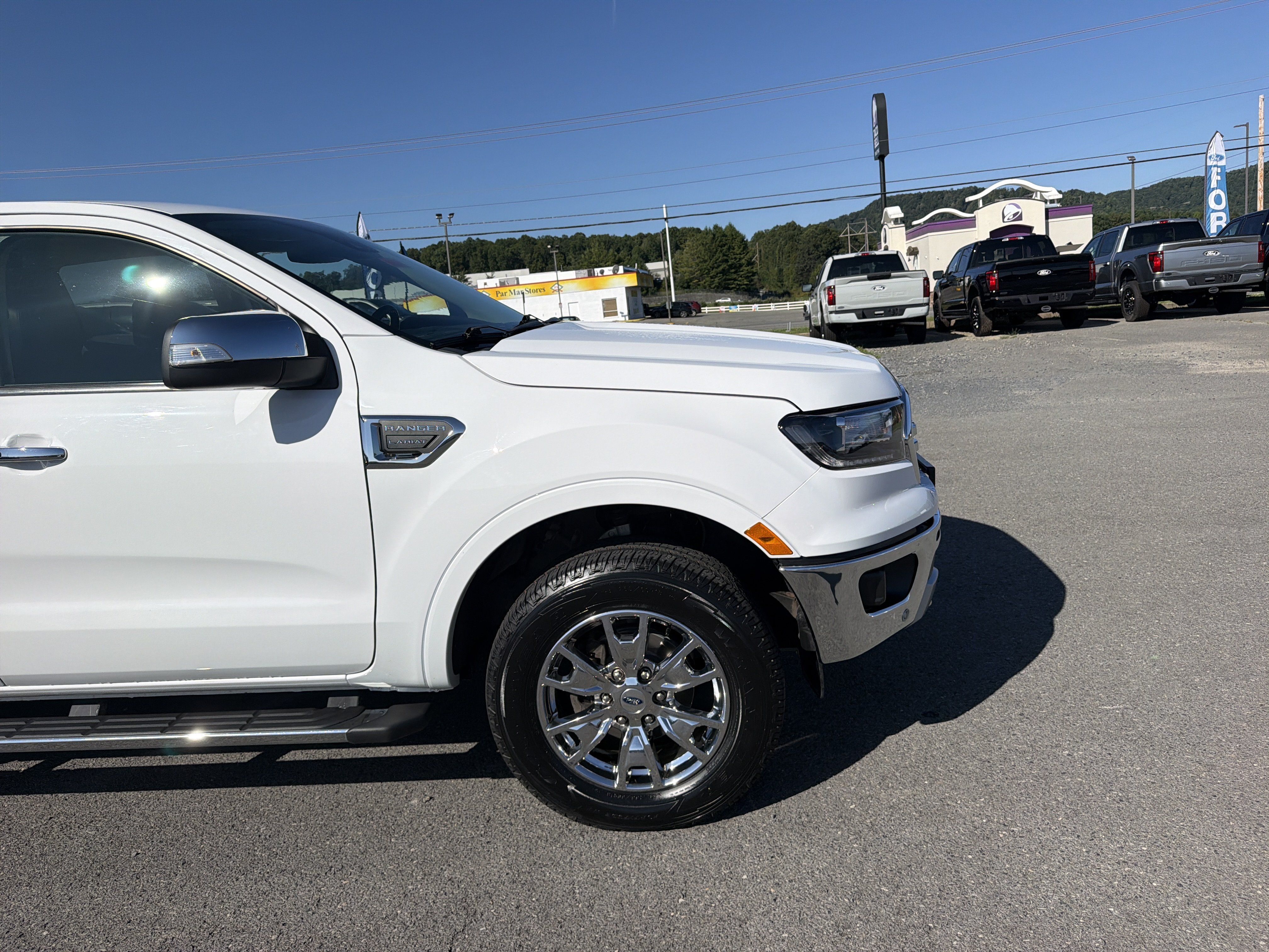 Used 2019 Ford Ranger Lariat w/ Equipment Group 501A Mid AWD/4WD image 2