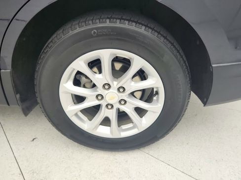 Used 2020 Chevrolet Equinox LS w/ LS Convenience Package FWD image 25