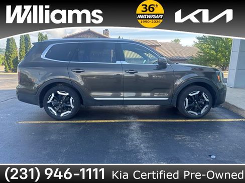 Used 2024 Kia Telluride EX w/ EX Captain's Chair Package AWD/4WD image 7