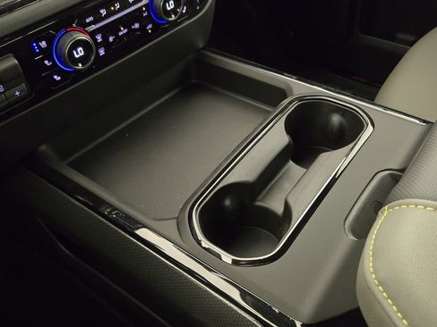 New 2026 Chevrolet Silverado 2500 ZR2 AWD/4WD image 20