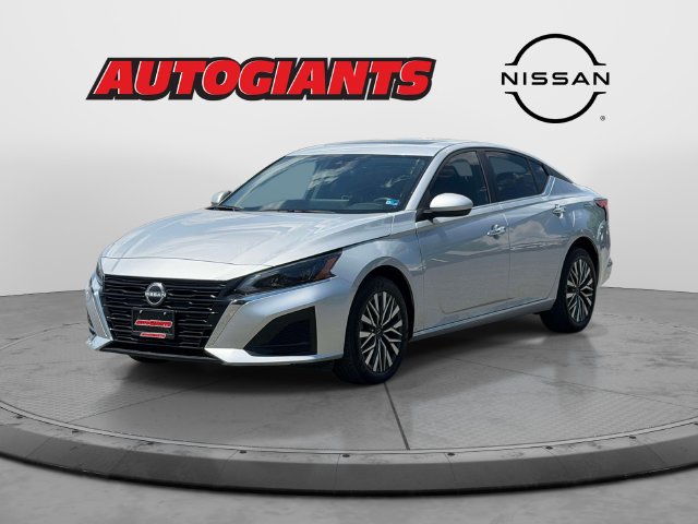 Used 2024 Nissan Altima 2.5 SV w/ SV Premium Package AWD/4WD image 9