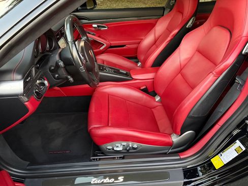 Used 2015 Porsche 911 Turbo S image 26