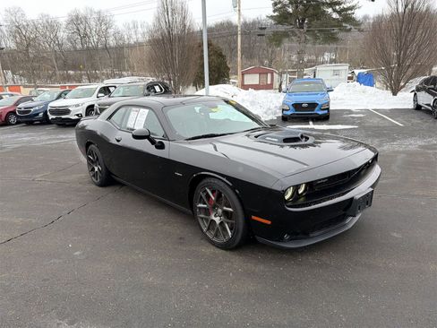 Used 2016 Dodge Challenger R/T Plus image 2