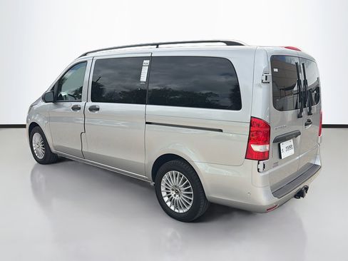 Used 2023 Mercedes-Benz Metris Passenger image 5